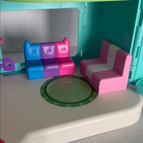 Gabby’s Dollhouse Purrfect Sounds Musical House Figures Furniture Accessories - Picture 5 of 14